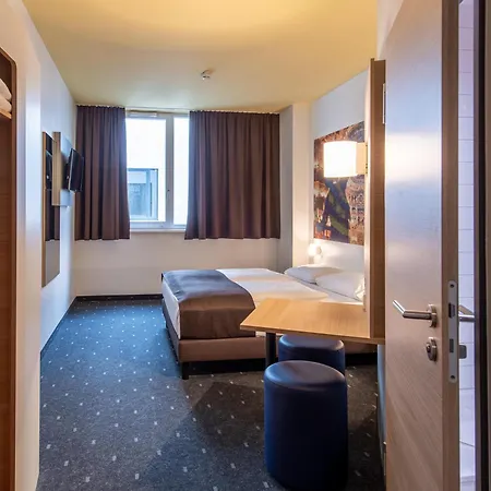 B&B Hotel Bayreuth ホテル 3*