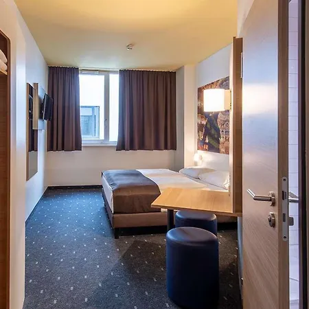 B&B Hotel Bayreuth 3*
