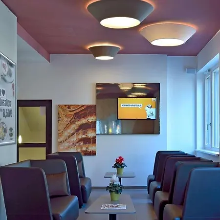 فندق B&B Hotel Bayreuth 3*